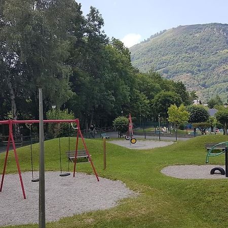 Grand T2 Calme Et Cosy Au « Pyrenees Palace » Bagnères-de-Luchon Exteriér fotografie
